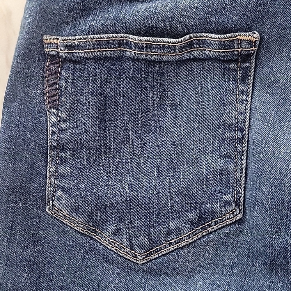 PAIGE Women's Flora Straight Jeans - Picture 8 of 8